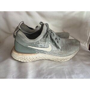 Nike Womens Epic React Flyknit Sneakers AQ0070-009 Size 7